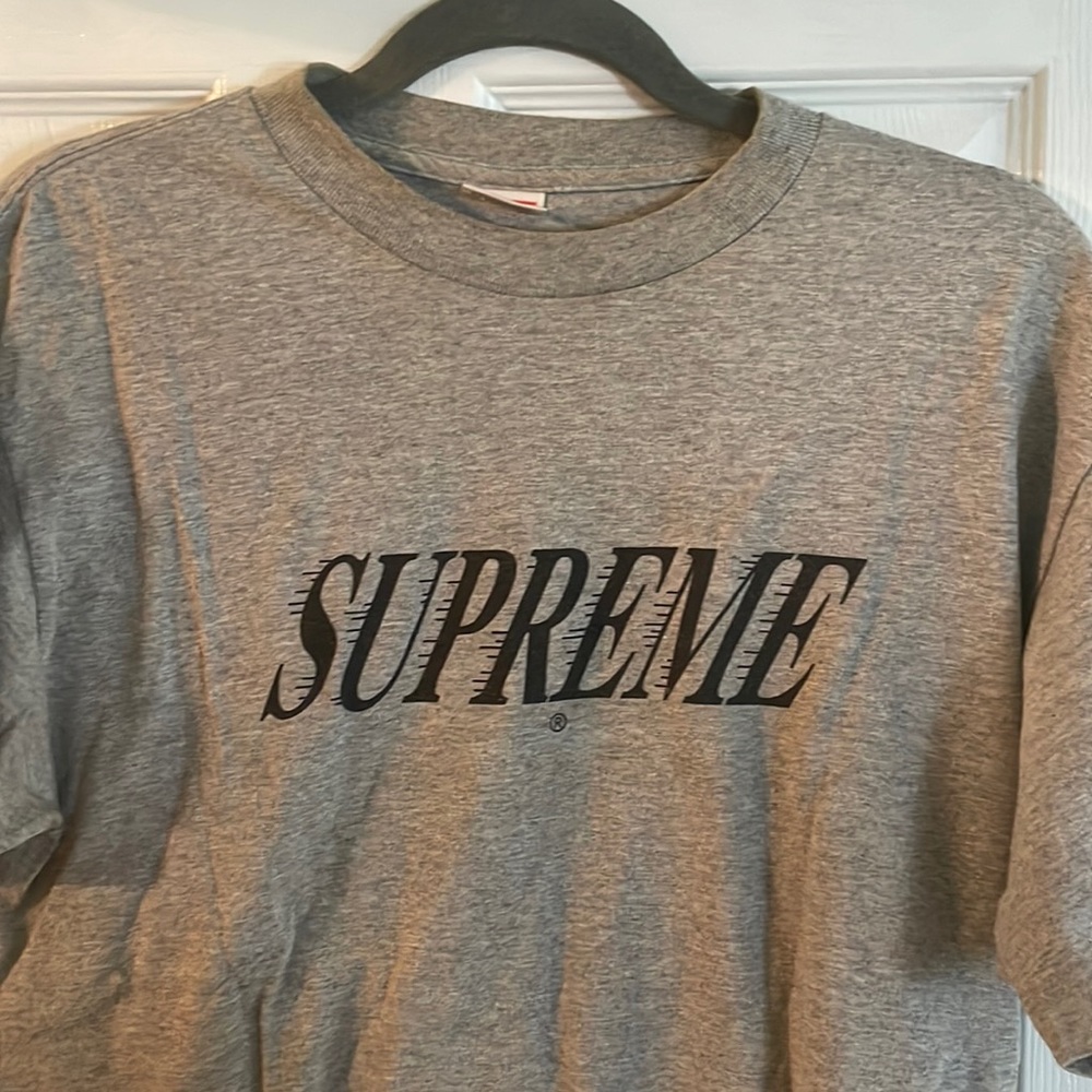 2007 Supreme Men’s“B**** Please” shirt